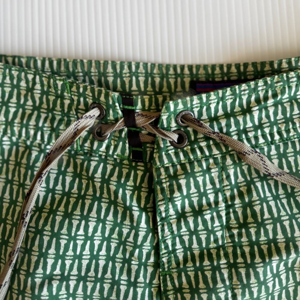 Patagonia Board Shorts Men’s 33 Green Geometric Surf Swim Beach Quick Dry - Picture 14 of 16